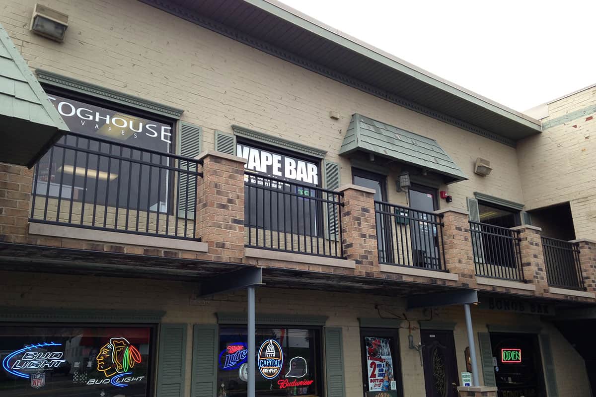 Chicago Pillar install Mason Pillars Quarry Pillars