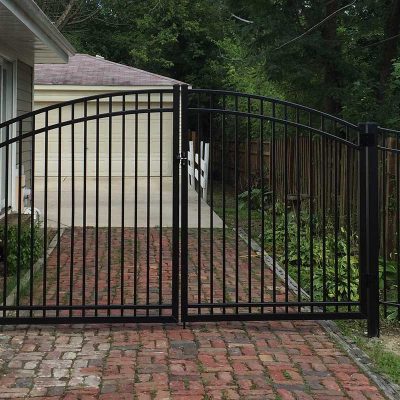 Photo of residential aluminum fence