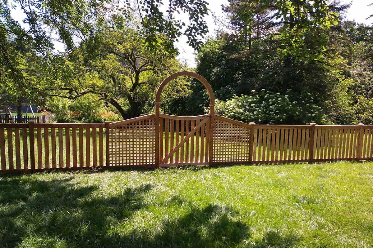 Custom-Made Trellis for Your Home | Serving Chicagoland