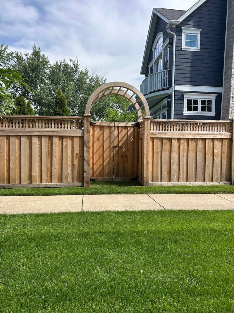 Wood fecning design western springs il